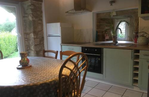 Plouhinec Casa | Stone House in Kersiny near the Beach