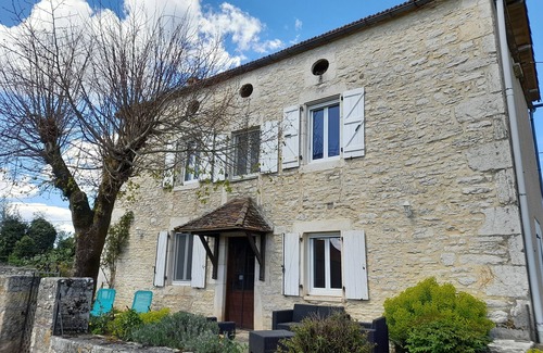 Espedaillac Casa | Casa de piedra en el corazón de una antigua granja