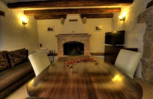 Kotli Casa | Stone House Kotli