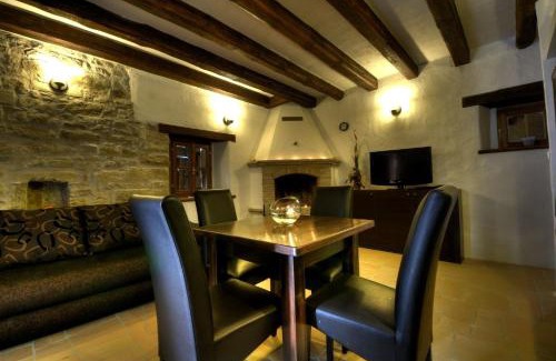 Kotli Casa | Stone House Kotli