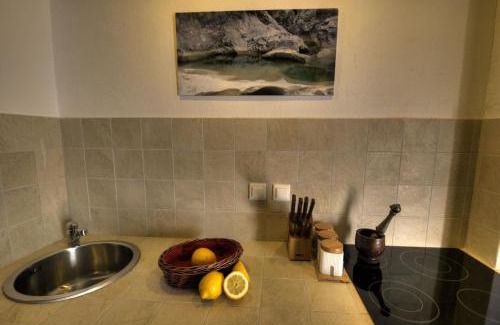 Kotli Casa | Stone House Kotli