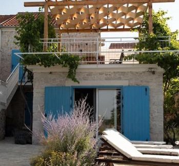 Velim Casa | Stone House Kula Milica