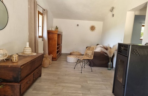 Arbellara Casa | Stone house located between sea and mountains