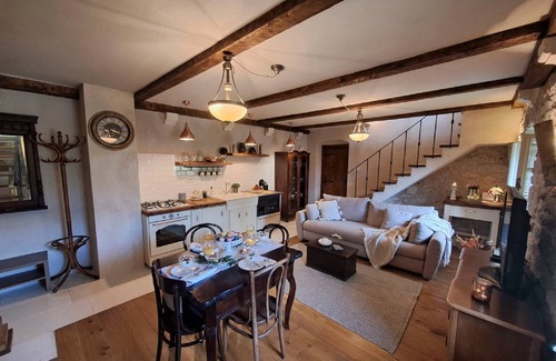 Sestanovac Casa | Stone House Lola - Two Bedroom Holiday Home