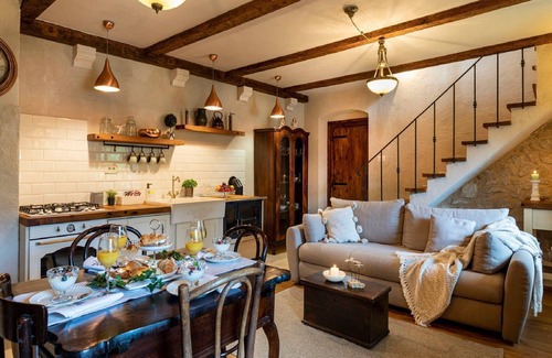 Sestanovac Casa | Stone House Lola - Two Bedroom Holiday Home