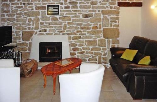 Plobannalec-Lesconil Casa | Stone House near Torche Beach