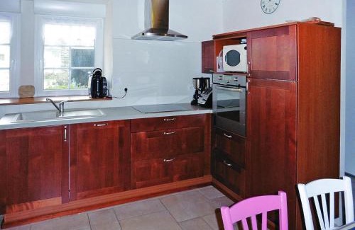 Plobannalec-Lesconil Casa | Stone House near Torche Beach