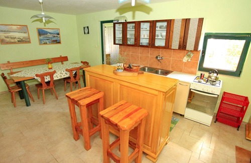 Vela Luka Cabaña | Stone House Oreb's Cottage - Two Bedroom Stone House with Terrace and Garden View