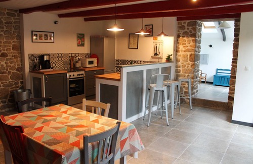 Riantec Casa | casa de piedra, tranquilo, cerca del mar