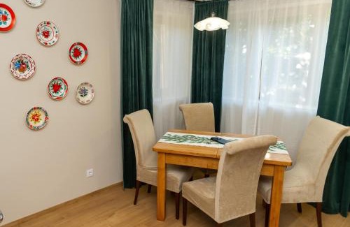 Targu Secuiesc Apartamento | Stone House