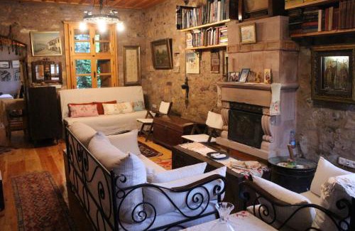 Ayvalik Casa | Stone House with Garden in Cunda/Ayvalik