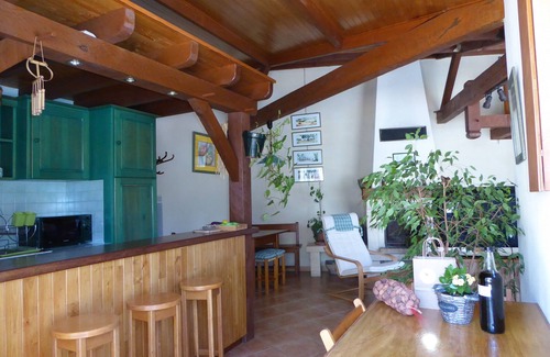 Proissans Cabaña | Casa de piedra con piscina privada