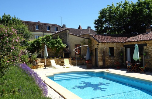 Proissans Cabaña | Casa de piedra con piscina privada