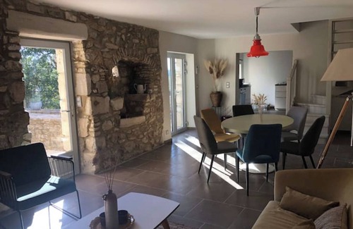 Lussan Cabaña | Stone house with private pool overlooking the valley