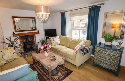 Pontblyddyn Casa | Stone Houses