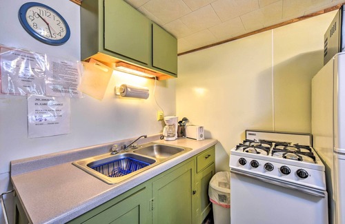 Stone Lake Cabina | Stone Lake Cabin: Grill & Access to Fishing!