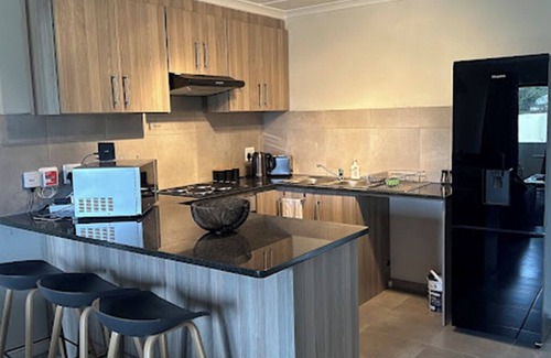 Kraaifontein Apartamento | Stone Ridge Haven: Spacious 2-Bedroom Apartment for All Stays!