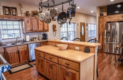 Altamont Cabina | Stone's Mountain View