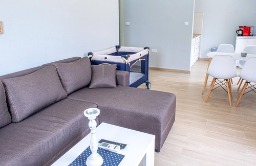 Lepetane Apartamento | Stone Studio Flat 1 min to Beach in Tivat