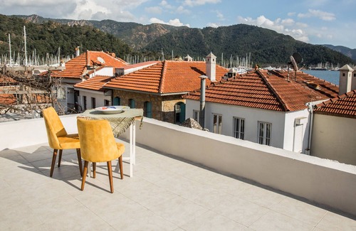 Marmaris City Center Villa | Villa de piedra en el casco antiguo de Marmaris