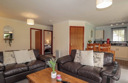 Contin Cabaña | Stone Water Cottage, STRATHPEFFER