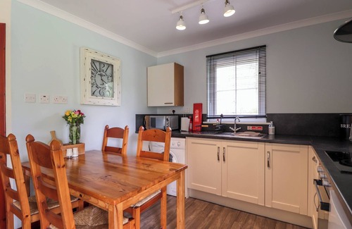 Contin Cabaña | Stone Water Cottage, STRATHPEFFER