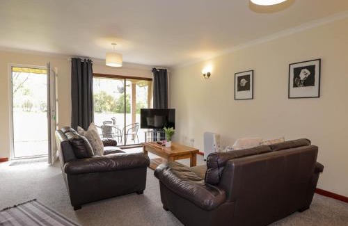 Contin Casa | Stone Water Cottage