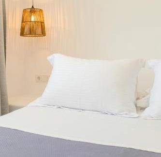 Naxos Town Apartamento | Stone Whisper