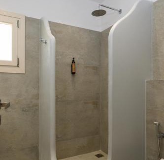 Naxos Town Apartamento | Stone Whisper