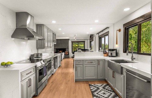 Eagle-Vail Apartamento | Stonecreek Summit | 6BR LUXE Retreat W/Hot Tub