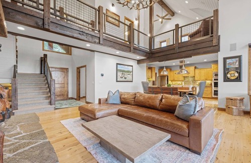 Ashton Casa | Stonefly Lodge | Henry`s Fork Riverfront Luxury