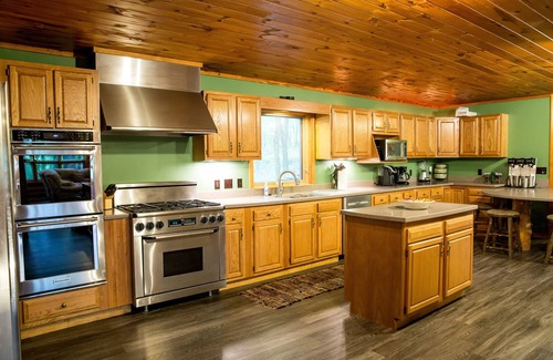 Stahlstown Casa | Stonehaven En Helecho Mountian / Cerca de Seven Springs Y Hidden Valley