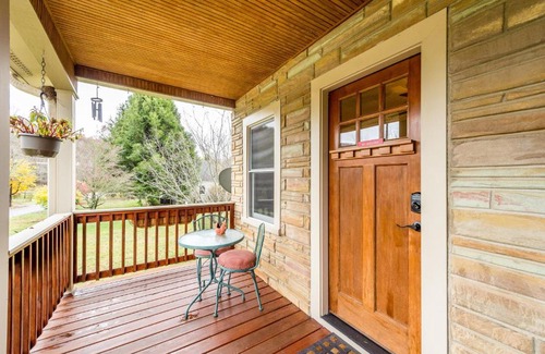 Black Mountain Casa | Stonehouse Cottages B