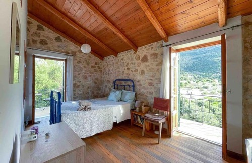 Vathy Casa | StoneHouse home rental, Ithaca