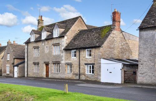 South Cerney Casa | Stonemason's Cottage