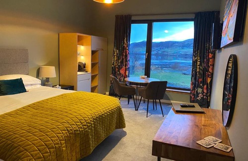 Uig Cama Y Desayuno | Stones Luxury B&B with hot tub and self-contained rooms