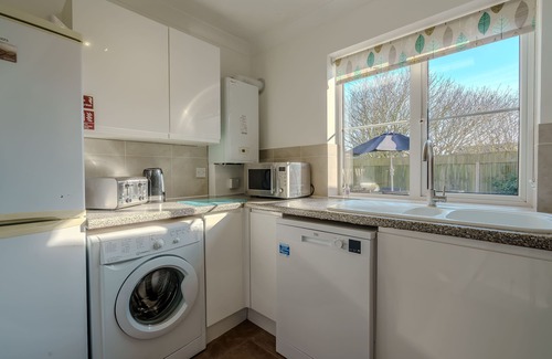 Bacton Apartamento | Stones Throw by East Ruston Cottages