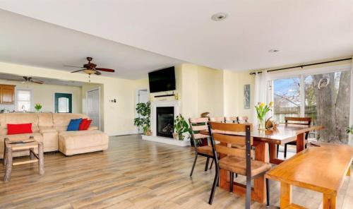 Town of Essex Casa | Stones Throw Cottage Oxley