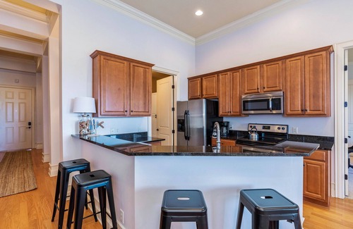 Dadeville Condominio | Stoneview Sunset- Amazing Waterfront Views!!!