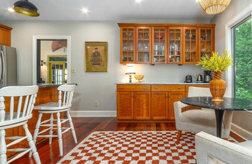 Lexington Casa | Stonewall Escape - Downtown Lexington