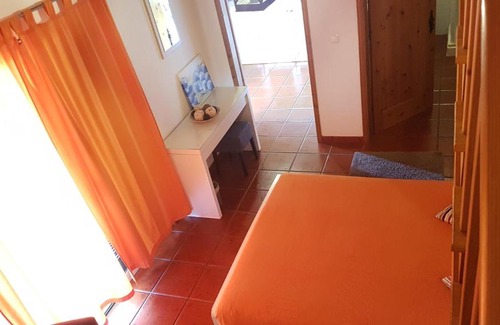 Ponta Delgada Casa | StoneWood Lodge AL
