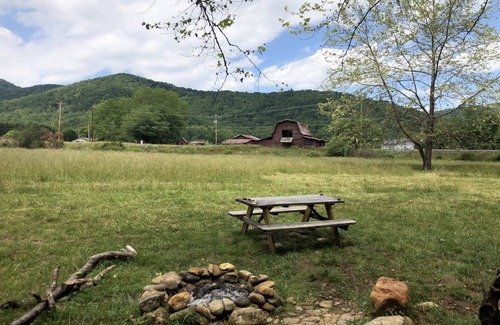 Candler Alquiler De RV | Stoney Creek Oasis Tent Sites and Glamping Yurts