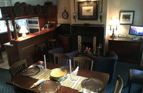 Kenmare Casa | Una lujosa casa de campo en Kenmare que ofrece una hospitalidad excepcional para 6/7 personas