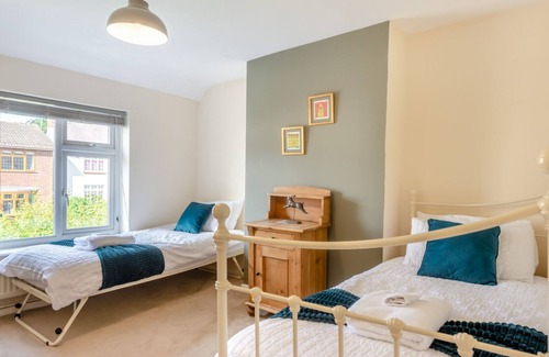 Quorn Casa | Stoop Cottage - Two Bedroom House, Sleeps 4
