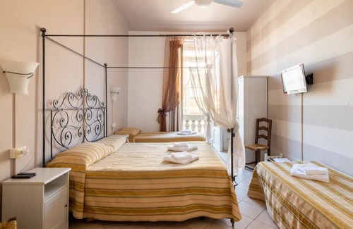 Stazione Cama Y Desayuno | Stop & Sleep Bergamo