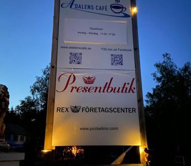 Hokerum Apartamento | Stor lägenhet ovanpå café ute på landet