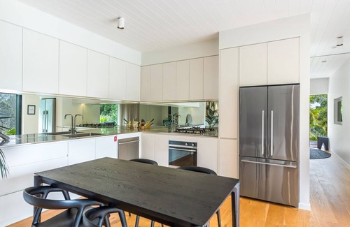 Bangalow Casa | Storm Cabin by Contemporary Hotels