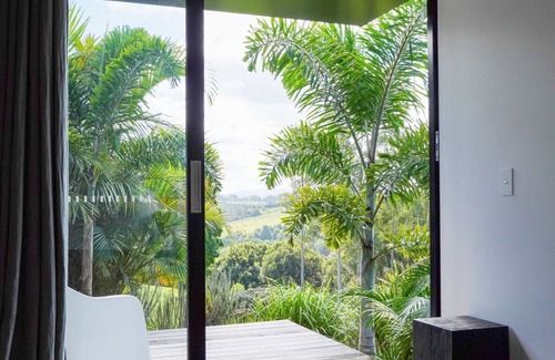 Bangalow Casa | Storm Cabin by Contemporary Hotels
