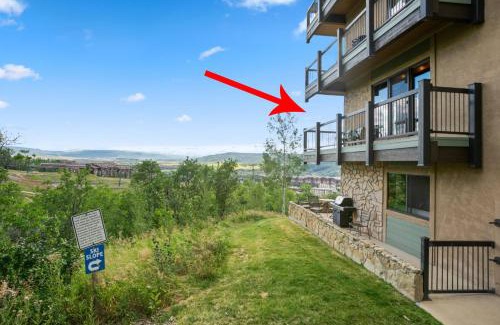 Steamboat Springs Casa | Storm Meadows Club A-219, Corner Unit, Amazing Panoramic Views, Ski In Ski Out, Club Amenities