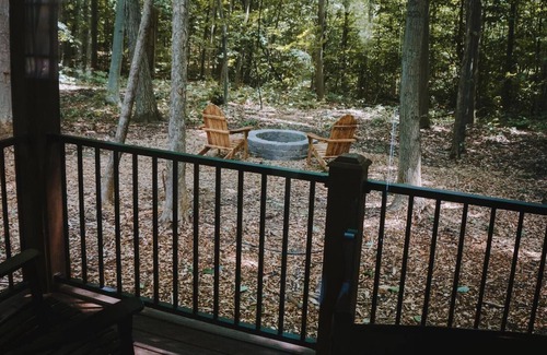 Geneva Cabina | Storybook Cottage in the Woods